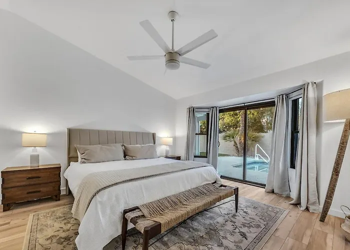 Luxe Remodeled With Pool Minutes From Downtown * Gilbert