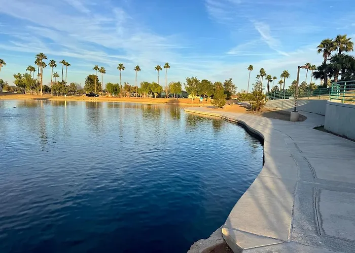 Luxe Remodeled With Pool Minutes From Downtown Holiday home *