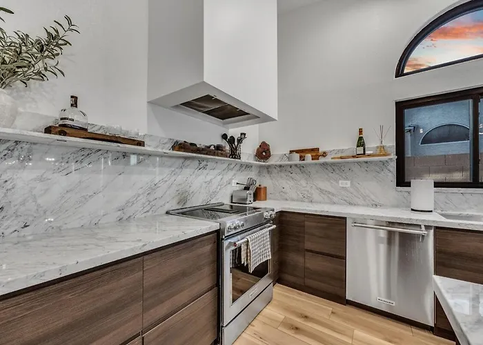 Holiday home Luxe Remodeled With Pool Minutes From Downtown Gilbert